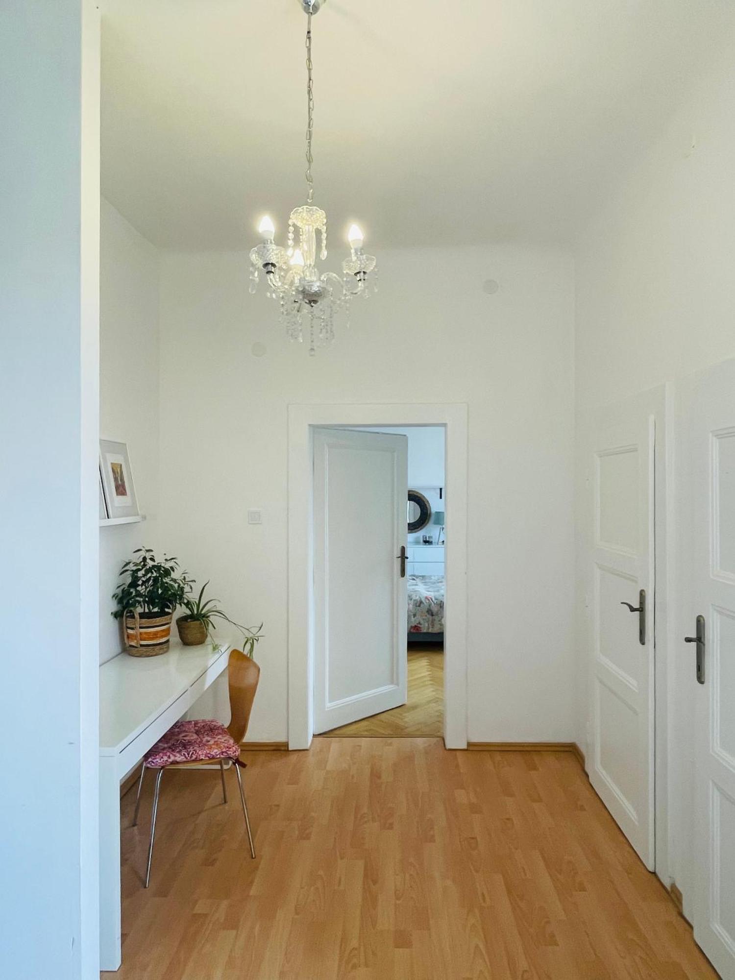 Blue Church Views - Central, Quiet, Bright - 4Th Floor Corner Apartment 125M2 Bratislava Eksteriør billede