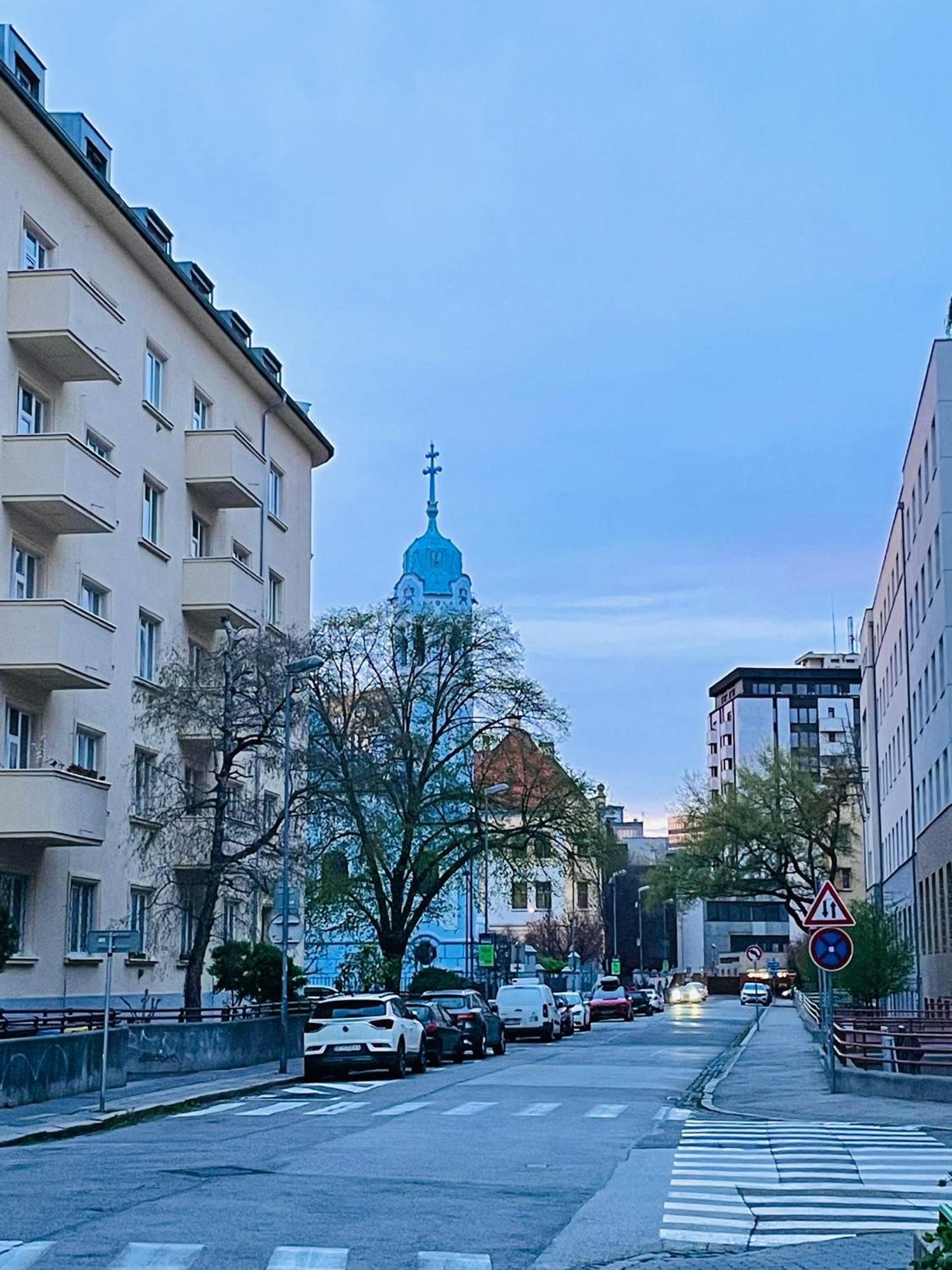 Blue Church Views - Central, Quiet, Bright - 4Th Floor Corner Apartment 125M2 Bratislava Eksteriør billede